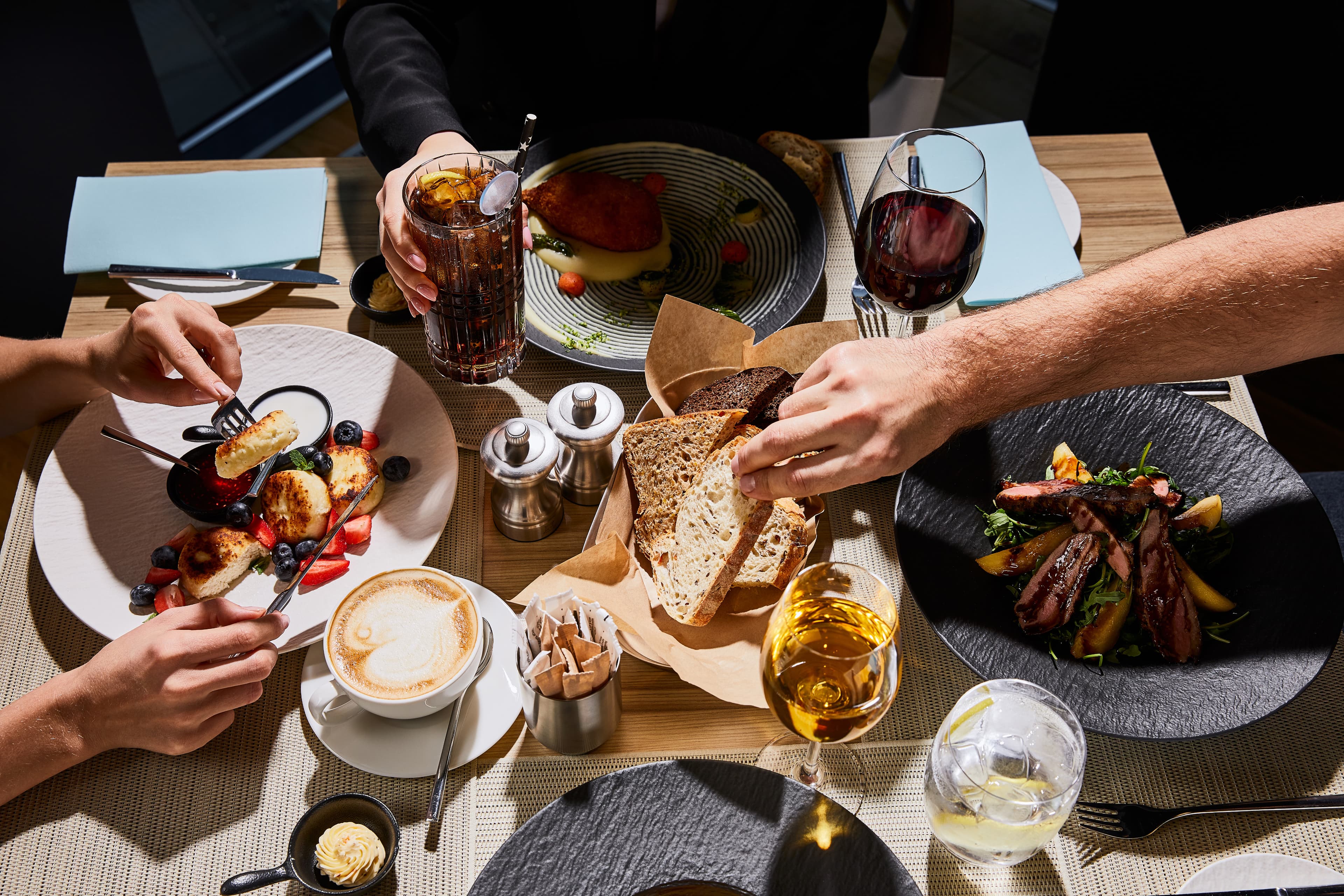 Restaurant dining scene